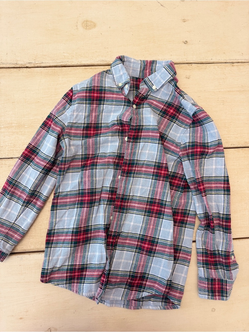 Vineyard Vine Boys Christmas  Plaid Button-Down Shirt Size Small